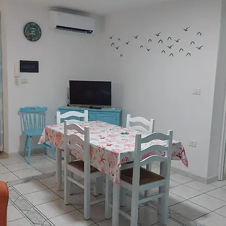 Trilocale Leucos 度假居